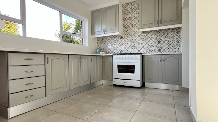 4 Bedroom Property for Sale in Dana Bay Western Cape